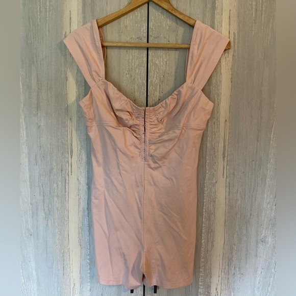 NWOT Urban Outfitters Romper - Picture 1 of 4